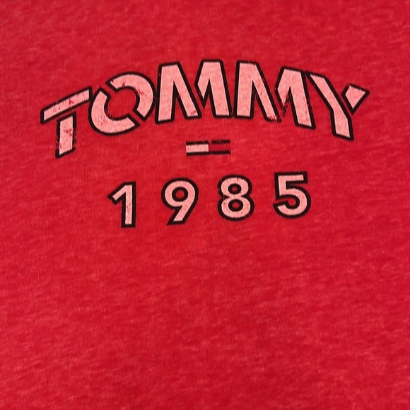 Tommy Hilfiger red short sleeve crop top - Picture 2 of 6